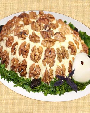 Салат Черепаха с консервами