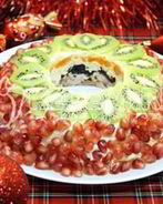 Салат Дамский каприз с куриными бедрышками