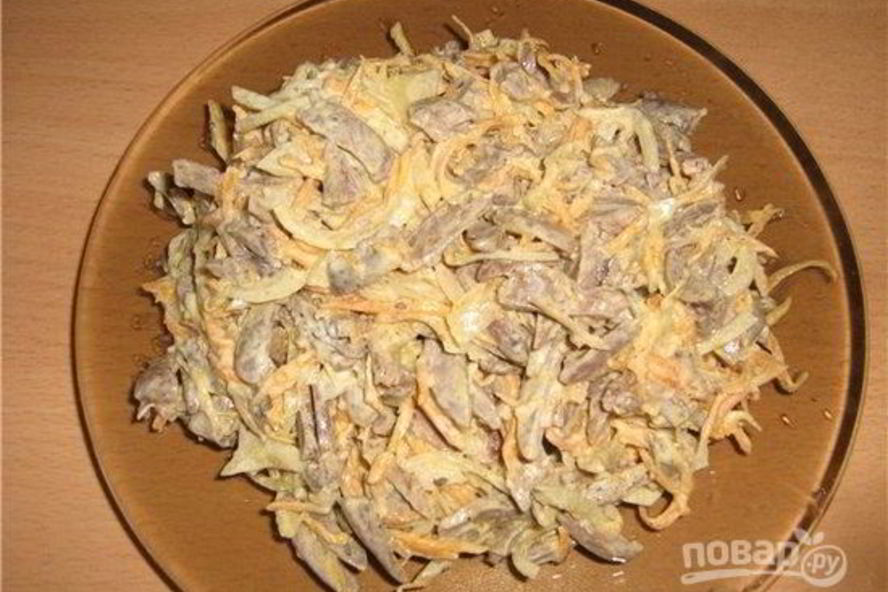 Рецепт салат из куриных сердечек с грибами и морковью