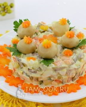 Салат Лесная поляна с грибами