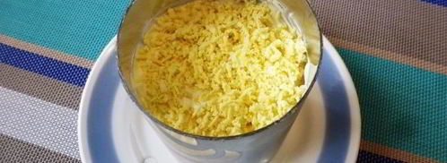 салат мимоза со шпротами. Шаг 14