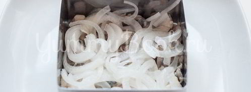 диетическая селедка под шубой без майонеза и картошки. Шаг 4