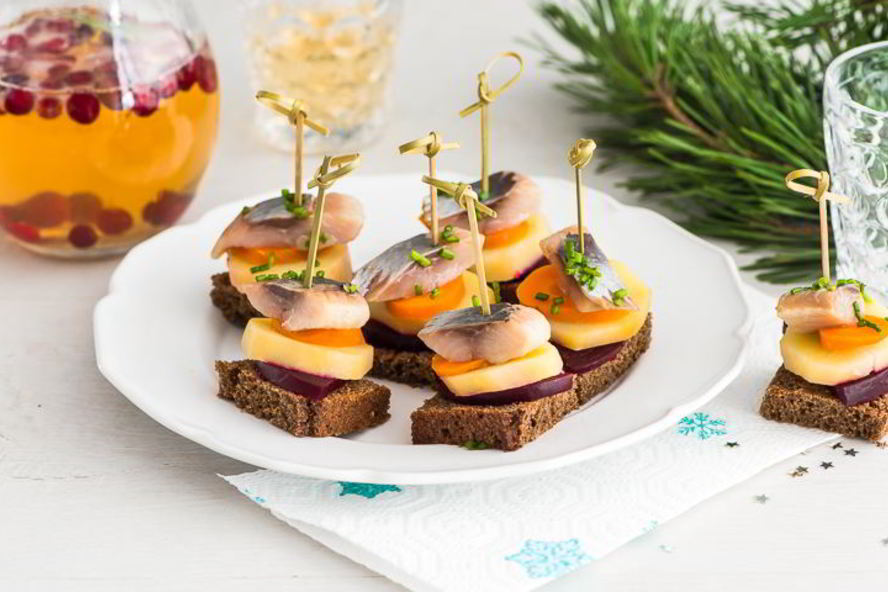 Рецепт канапе селедка под шубой