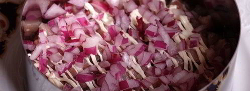 салат-торт селедка под шубой. Шаг 10