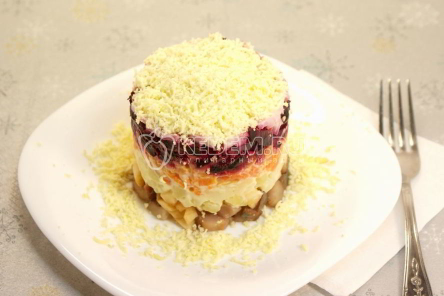 Рецепт селедка под шубой в сервировочном кольце