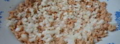 салат с горбушей и сыром. Шаг 2