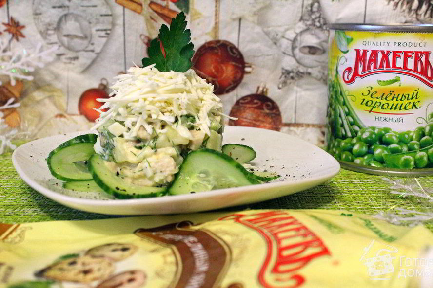 Рецепт салат с кальмарами и зеленым горошком