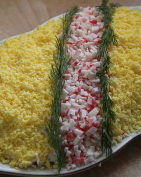 Салат с крабовыми палочками Свадебный генерал