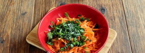 салат с морковью и сухариками. Шаг 7