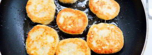 салат с сырниками. Шаг 6