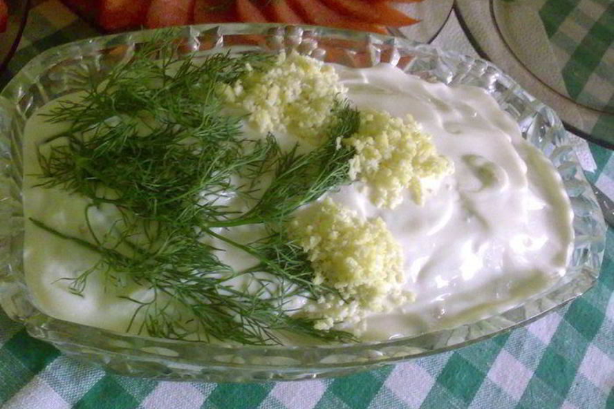 Рецепт салатика слоеного с курицея