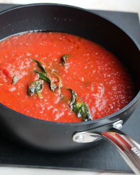 Итальянский томатный соус