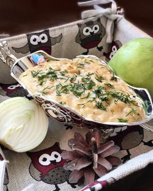 Луково-яблочный соус