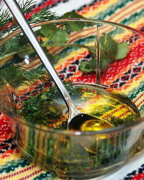 Заправка для салата с виноградным уксусом