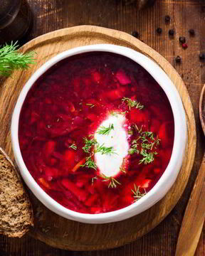 Холодный борщ на свекольно-овощном отваре