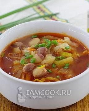 Постный красный борщ