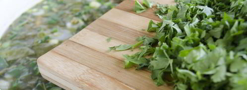 зеленый борщ со щавелем и крапивой. Шаг 17