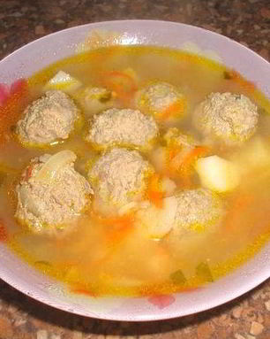Гороховый суп с фрикадельками