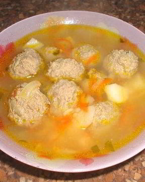 Гороховый суп с фрикадельками