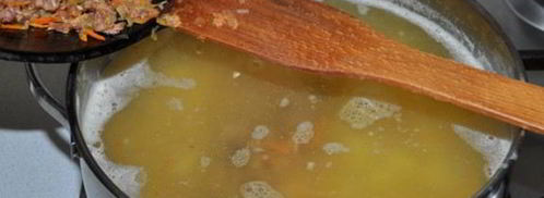 гороховый суп с тушенкой. Шаг 6