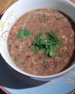 Грузинский суп из красной фасоли