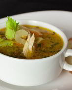 Куриный суп с сельдереем