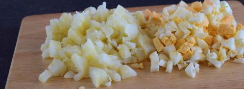 окрошка на кефире с колбасой. Шаг 10