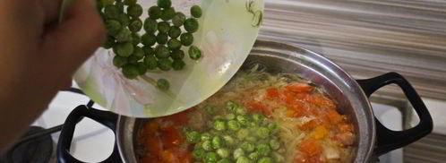 овощной суп с зеленым горошком. Шаг 13