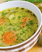 Постный рассольник с перловкой