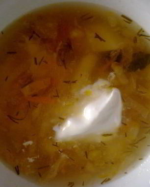 Кислые щи с говяжьем сердцем