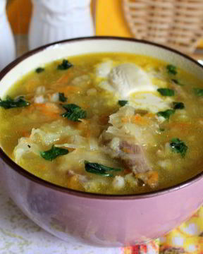 Кислые щи с перловкой