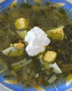 Щи из щавеля на курином бульоне