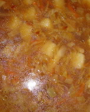 Щи кислые грибные