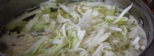 щи с мангольдом на курином бульоне. Шаг 5