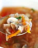 Щи с шампиньонами и мясом