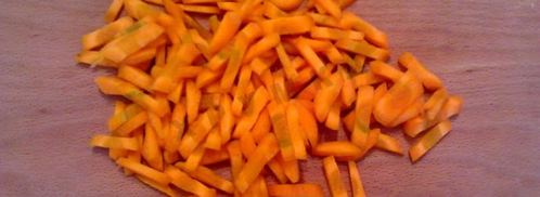 зеленые щи с крапивой и щавелем с яйцом. Шаг 2