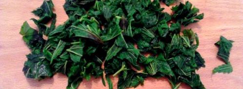 зеленые щи с крапивой и щавелем с яйцом. Шаг 7