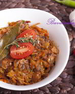 Капустная солянка с сосисками