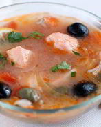 Рыбная солянка с семгой