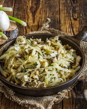 Солянка из капусты с грибами