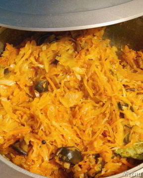 Солянка из квашенной капусты с грибами