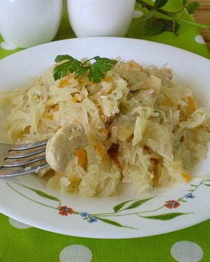 Солянка с курицей и капустой