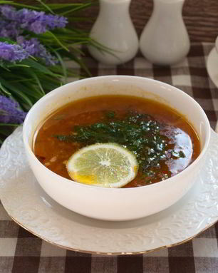 Солянка сборная мясная классическая