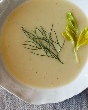 Суп диетический из сельдерея