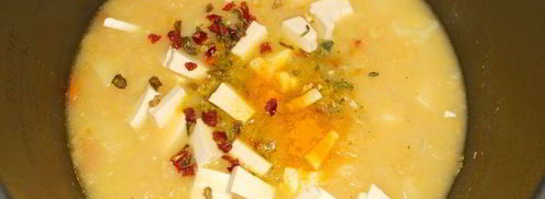 гороховый суп-пюре в мультиварке с плавленным сырком и чесночными сухариками. Шаг 4