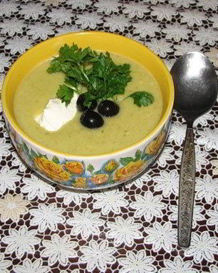 Овощной суп-пюре с оливками