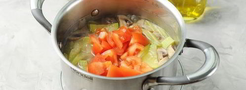 суп-пюре из кабачков с грибами и сельдереем. Шаг 6