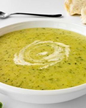 Суп-пюре из шампиньонов с копчеными куриными грудками