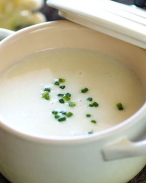 Суп-пюре из цветной капусты со сливками