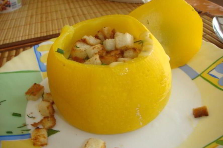 Рецепт суп-пюре в съедобном горшочке